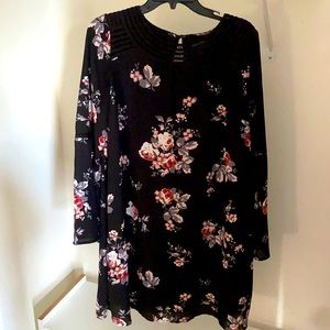 Isabel Maternity dress black with florals
